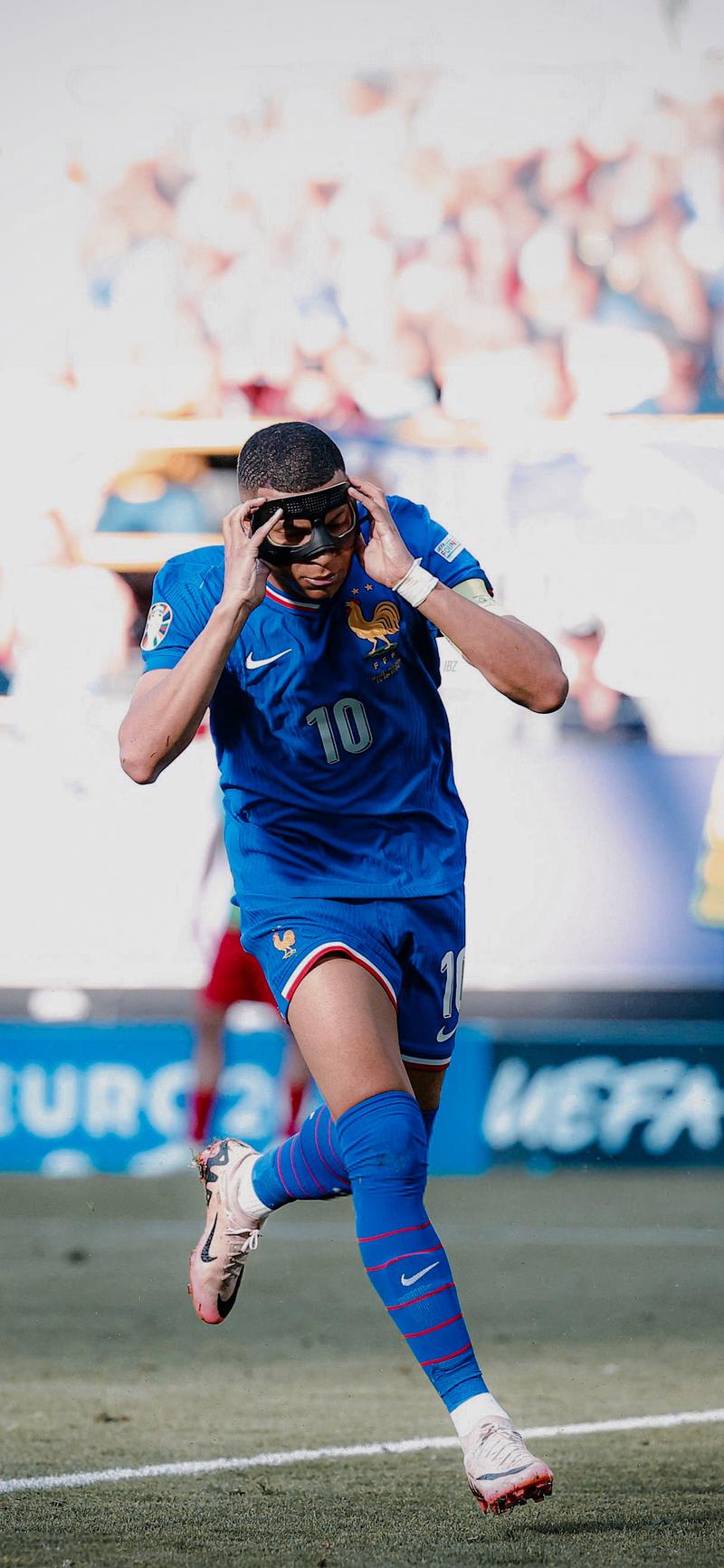 曼城4-0利物浦瓜帅再次统治德比（曼城4-0完胜利物浦 瓜迪奥拉再显德比统治力）