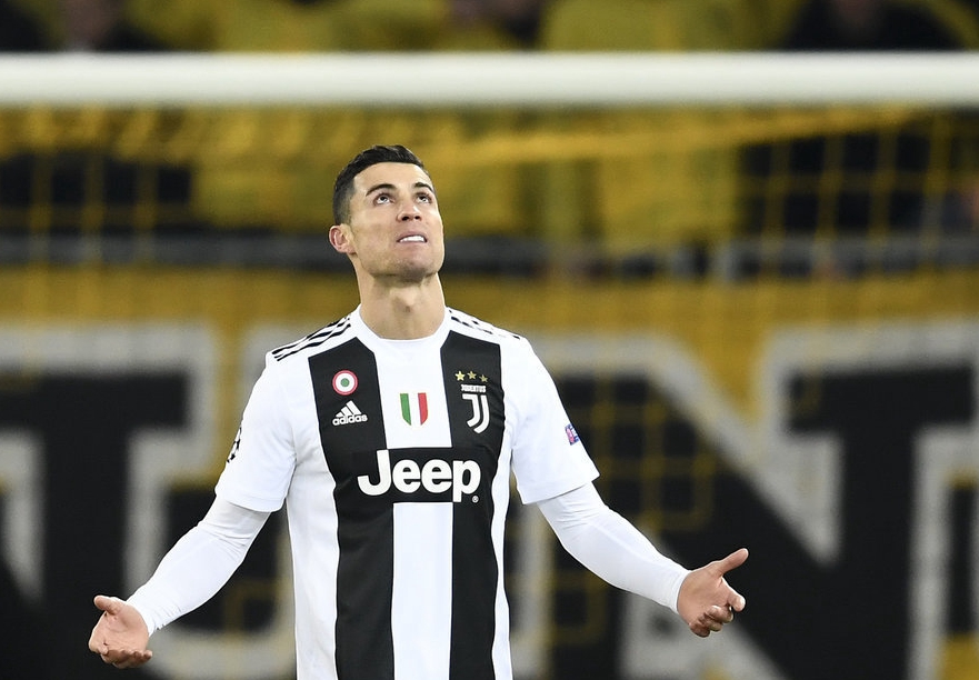 杜兰特连续三场得分上双（杜兰特已连续三战得分上双）