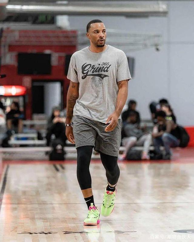 如何在野球场成为出色控卫？（野球场控卫进阶指南）