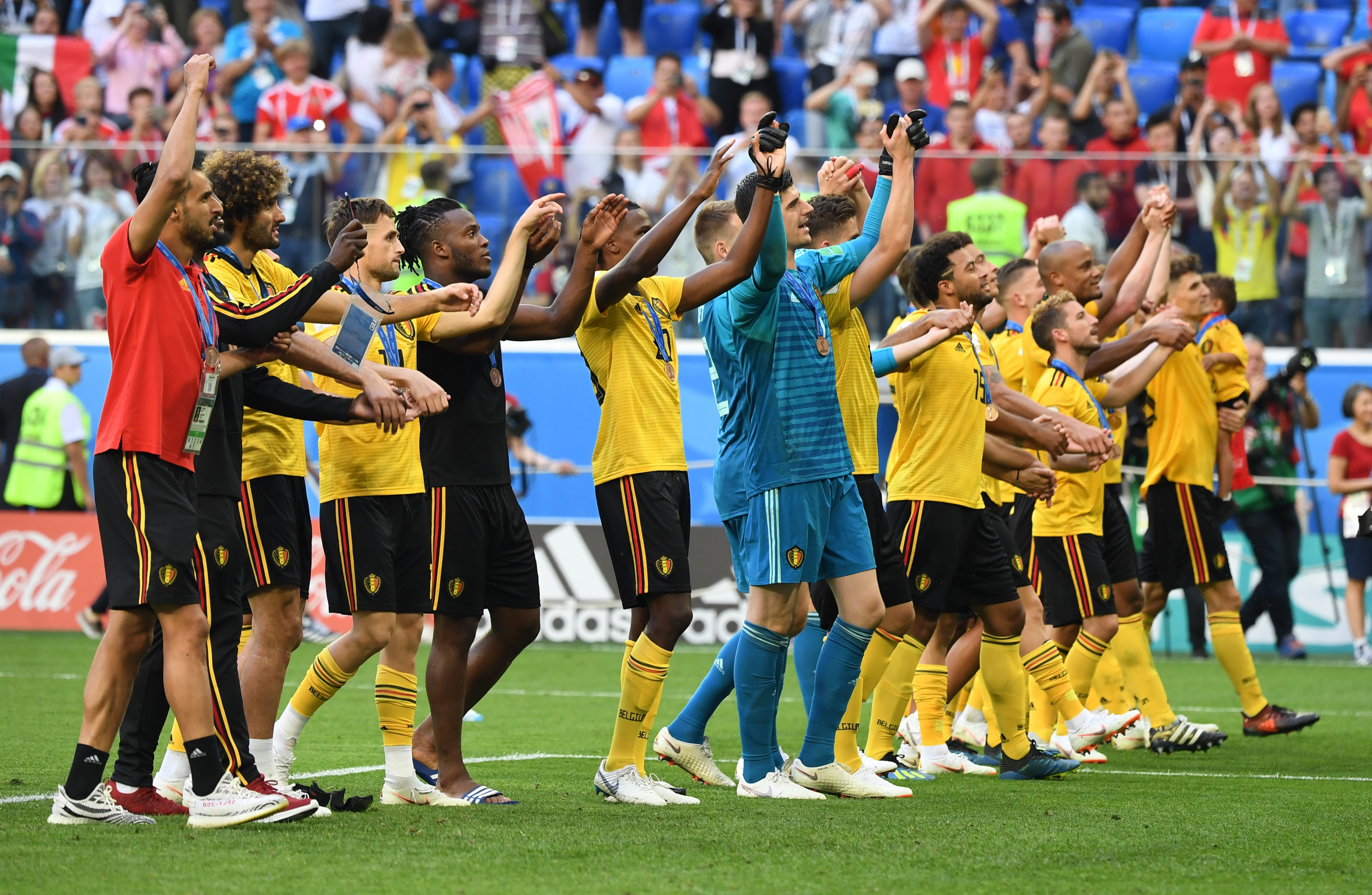 赫拉德-马丁：客战国米是生涯最佳比赛；选18号是因为阿尔巴（赫拉德-马丁：客场战国米堪称生涯代表作；穿18号为致敬阿尔巴）