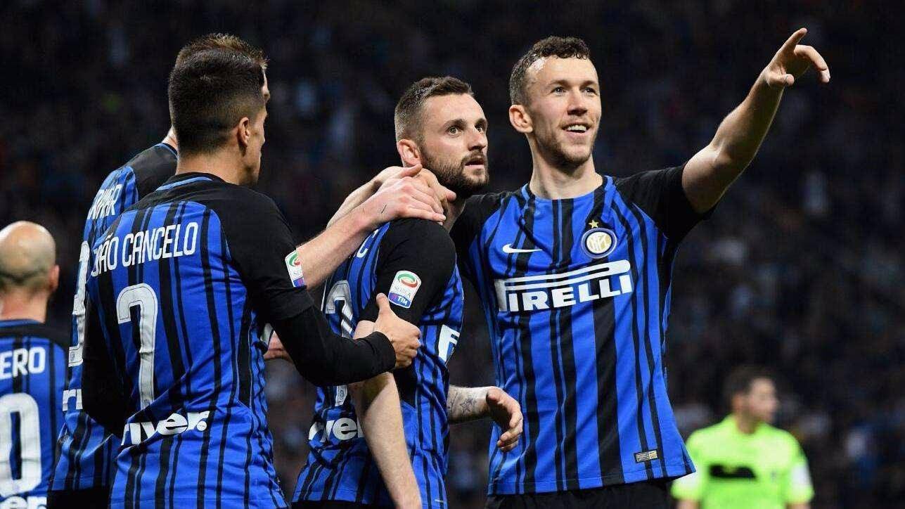 英媒：梅努越来越接近冬窗离开曼联，那不勒斯正在积极推进租借（英媒：梅努愈发接近冬窗离开曼联，那不勒斯加紧推进租借）