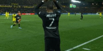 快船本场失分92创赛季新低，在此之前场均失分达118.8（快船本场仅失92分创赛季新低，此前场均失分118.8）